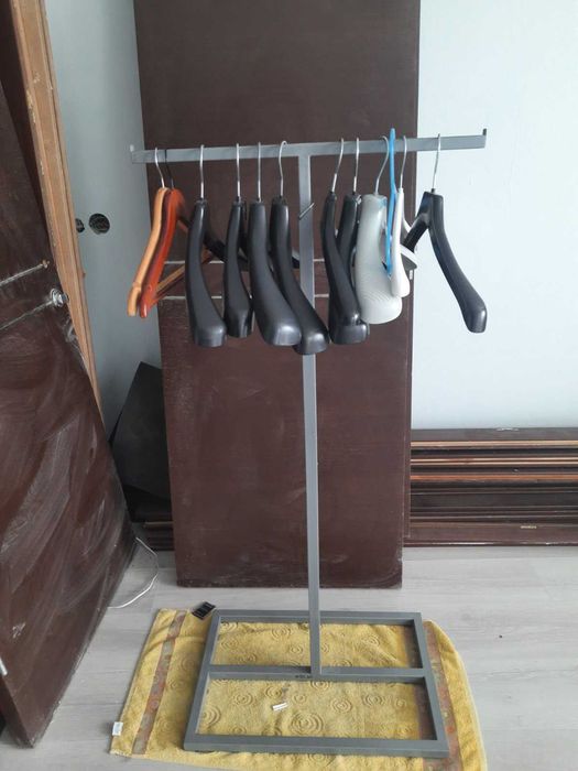 Вешалка напольная лофт