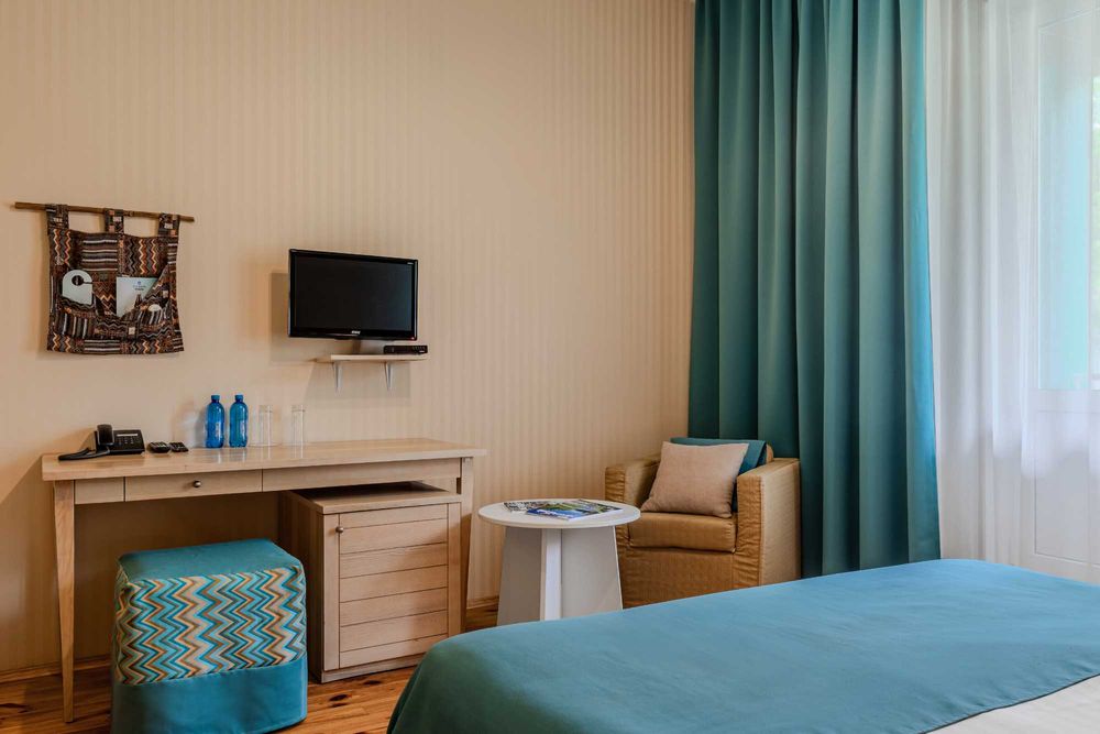 Подобово 1к апартаменти з терасою у "Seasons Spa" (20 км від Києва)