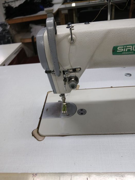 Швейная машина siruba  L818f-h1 продам