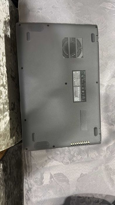 Portátil ASUS X415 – Intel Core i3 – Excelente Estado – 350 €