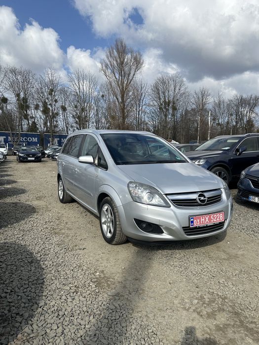 OPEL ZAFIRA 2009 1.6 бензин