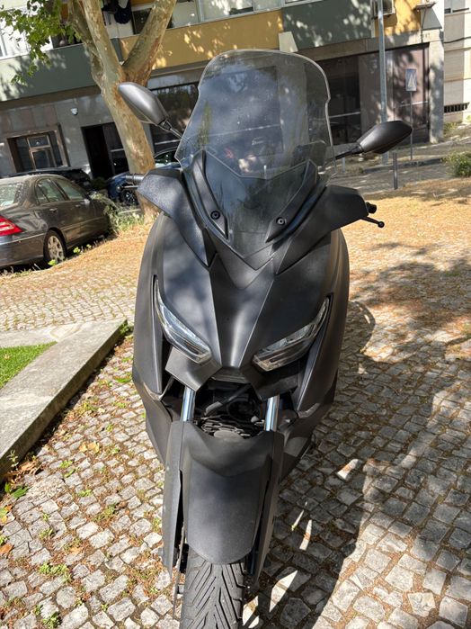 X-Max 125 de 2019 em perfeito estado