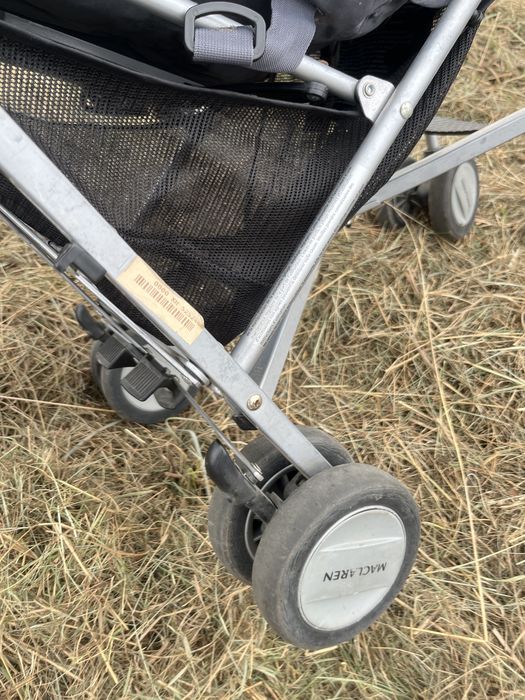 Maclaren Triumph- lekka spacerówka typu „parasolka”.