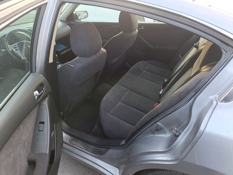 Nissan Altima 2009 рік з газом