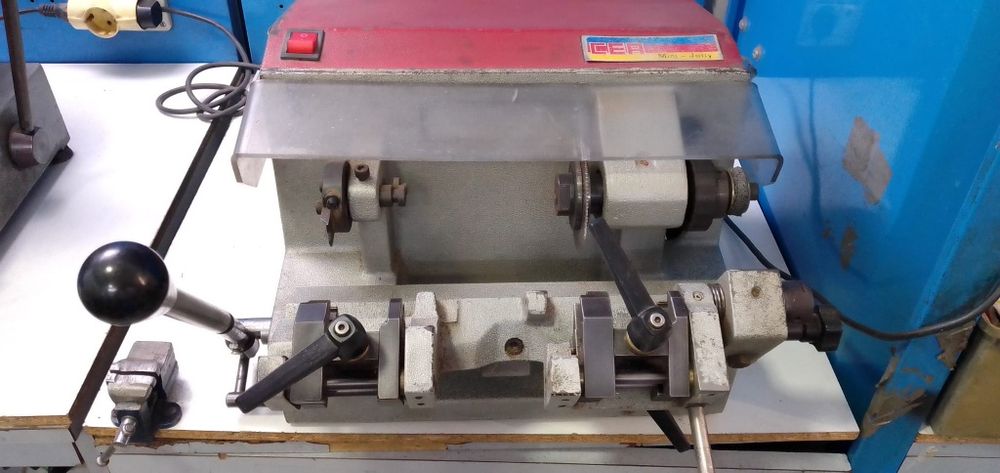 Máquina de fazer chaves