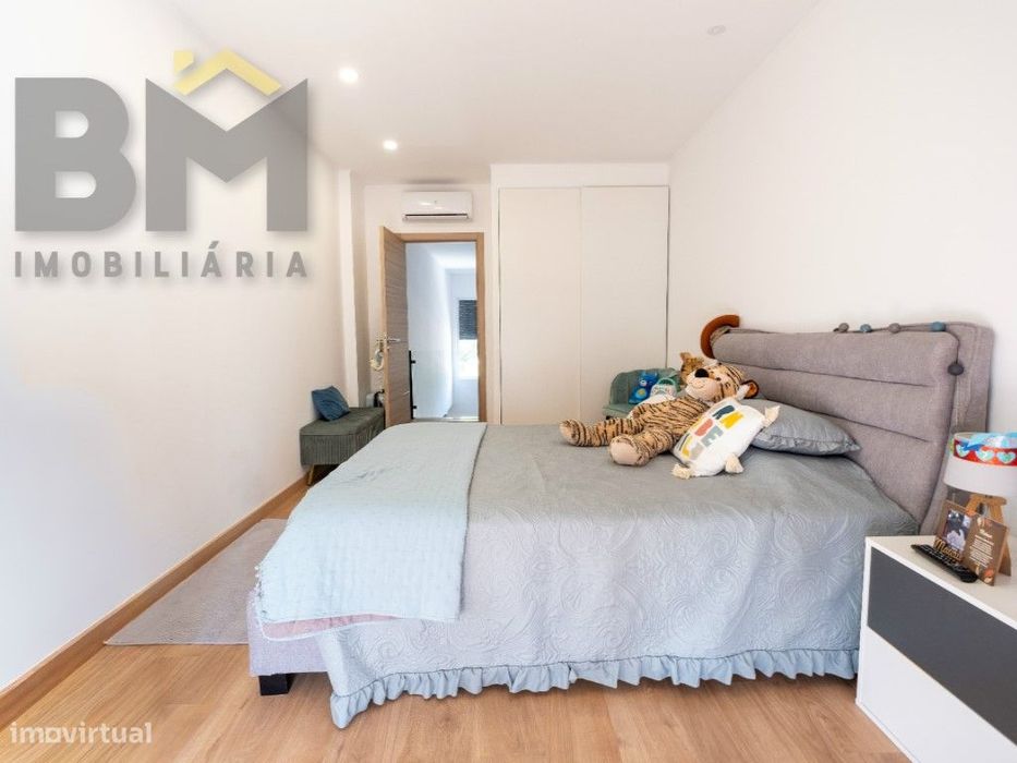 Moradia T4 com jardim em Castelo Branco