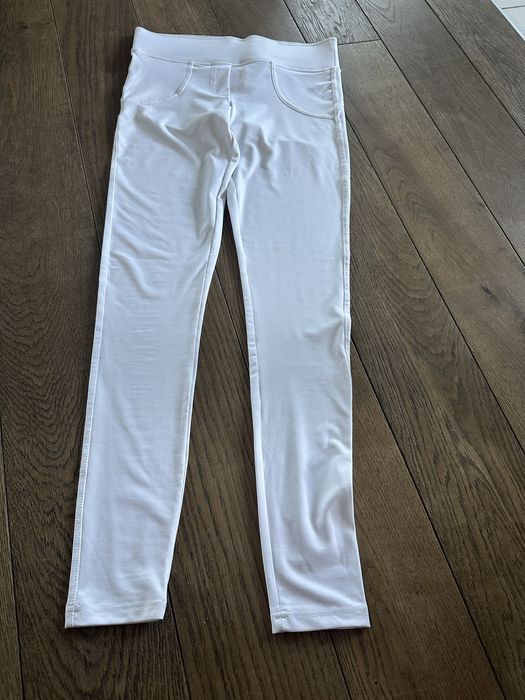 Stylowe i wygodne legginsy na każdą okazję!