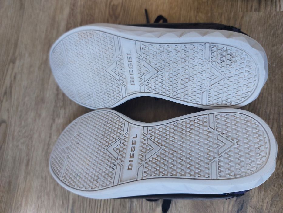 Trampki damskie Diesel 37