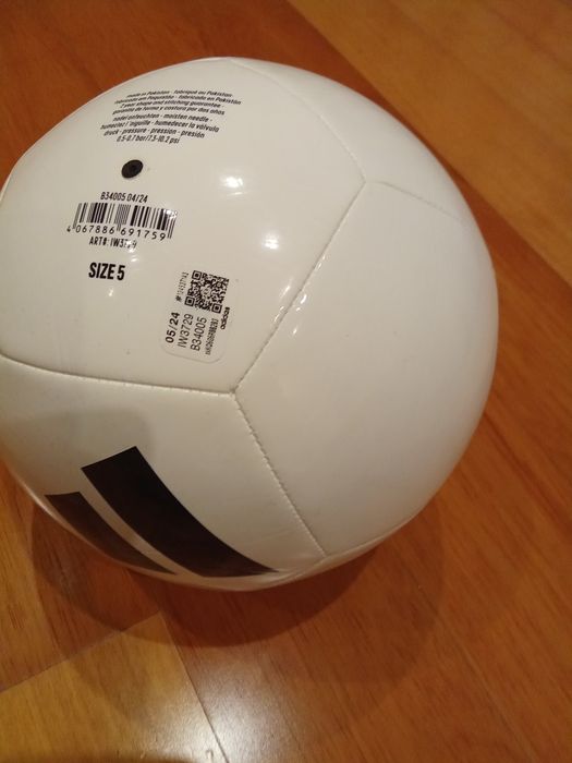Bola  de  futebol