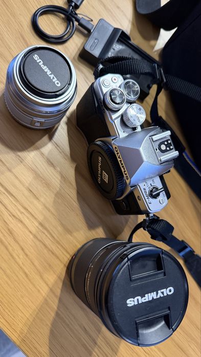 3140 migawek  Aparat Olympus OM-D E-M10 Mark