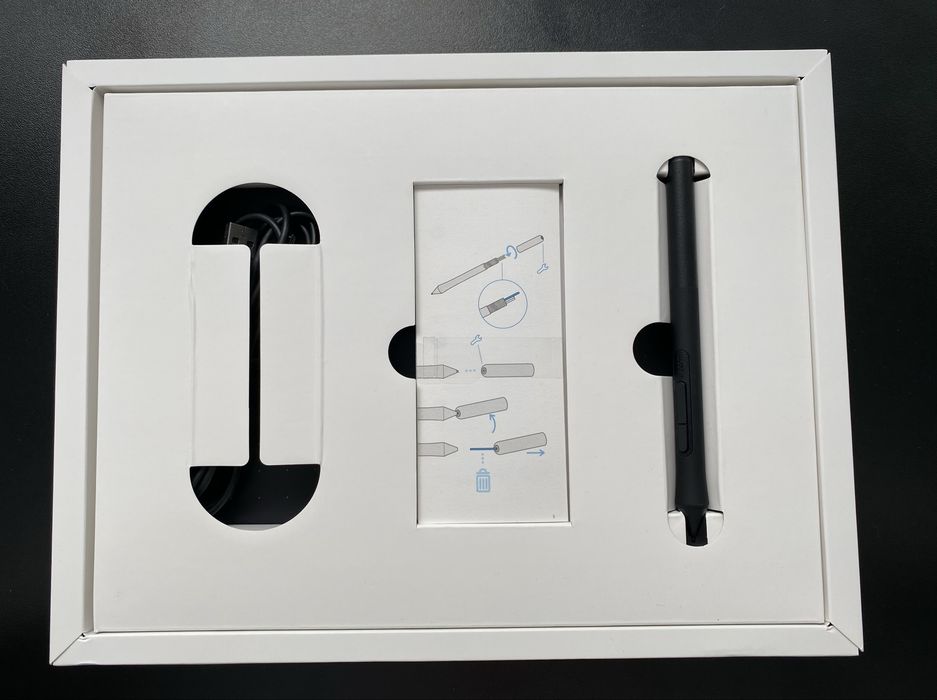 Графічний планшет Wacom Intuos
