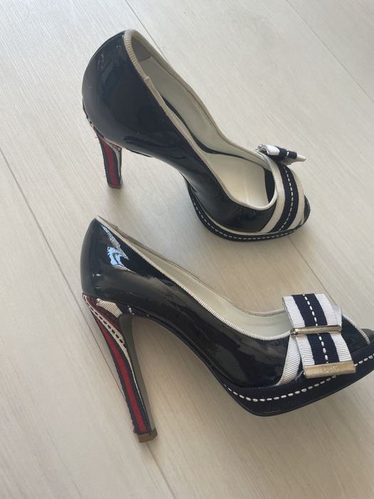 Salto Dolce & Gabbana - 35 - azul marinho / branco e vermelho