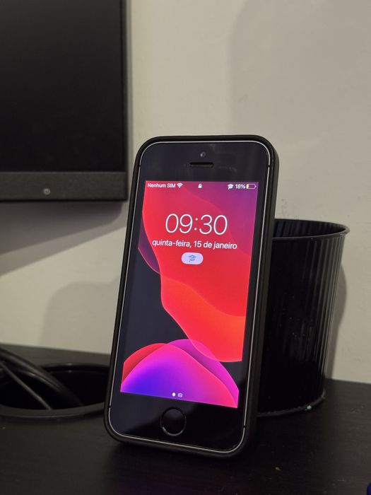 Iphone se(2016) como novo