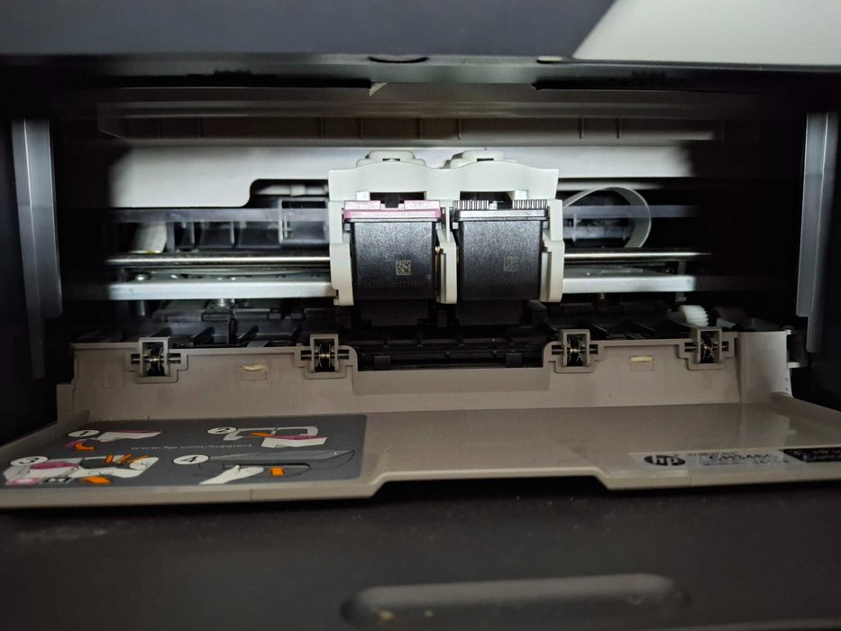 Принтер МФУ HP deskjet 1050