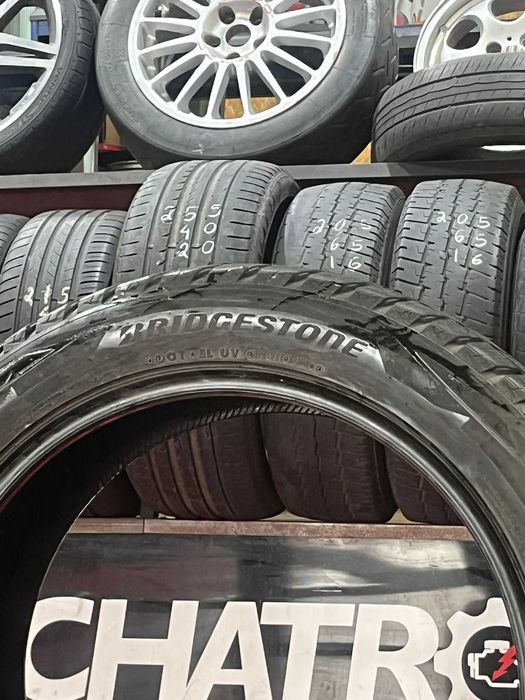Bridgestone Blizzak - 255/50R20