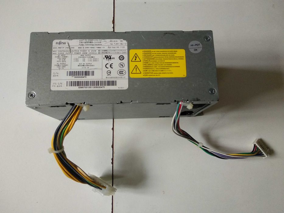 Блок питания на модели Fujitsu P910, E910, P900 (S26113-E565-V70-01 CPB09-045C) 16+8  пин