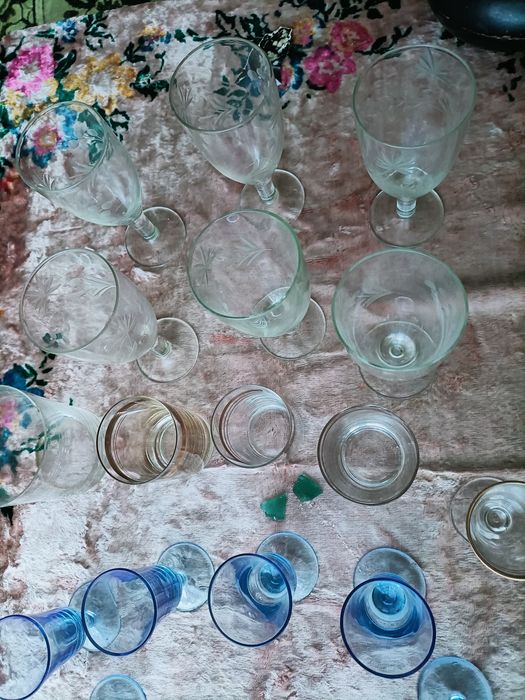 Продам рюмочки из стекла.