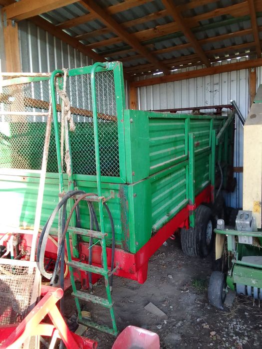 Rozrzutnik obornika tandem 8 ton