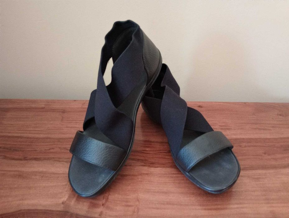 CAMPER - czarne skórzane sandały - rozm. 39 - nowe