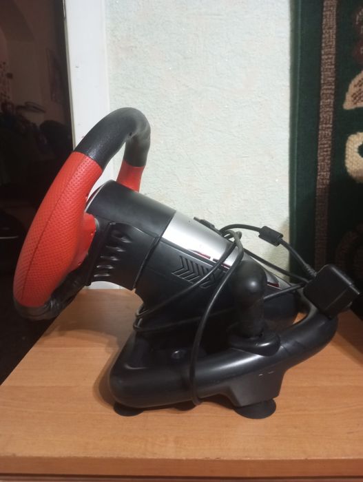 Продам ігровий руль без педалей