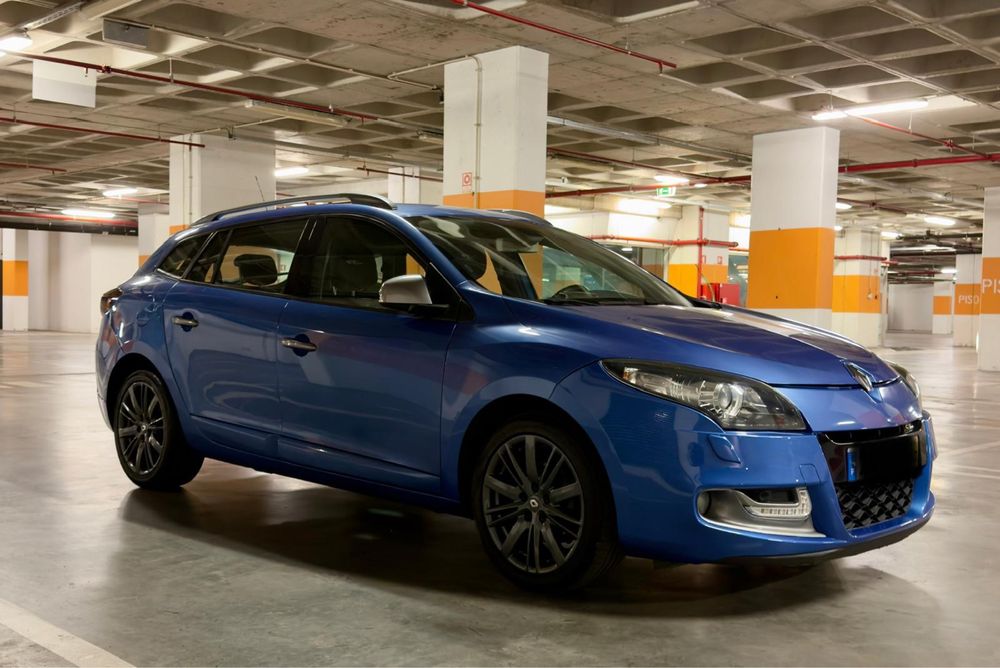 Renault Mégane Sport Tourer 1.5 dCi GT Line — photo 3