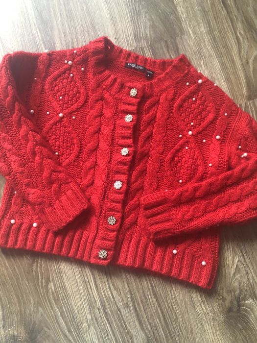 Вʼязаний светрик