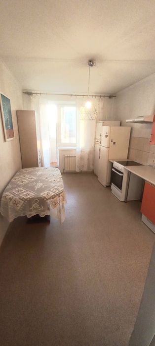 Сдам  3х ком кв  возле Дарницк рынка,убежище в доме ,6 эт бойлер