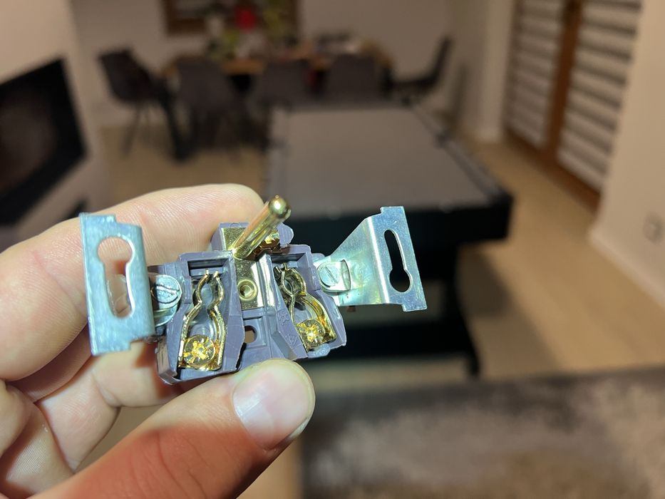 Gniazdo scienne audio nova