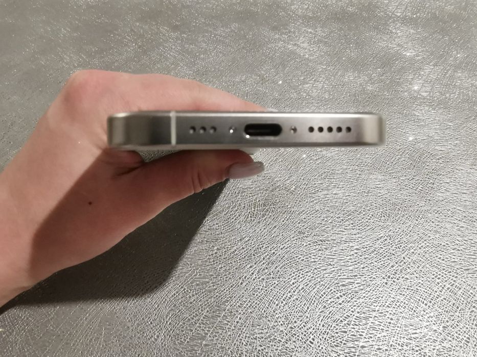 Iphone 15 pro 128 gb - 90% kondycja baterii