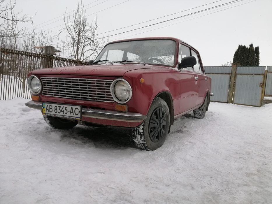 Продам ваз 21011
