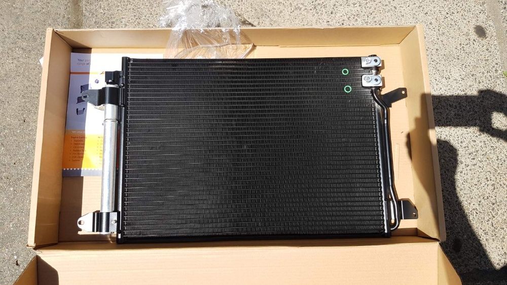 Радиатор VOLKSWAGEN Beetle Jetta Passat Битл USA