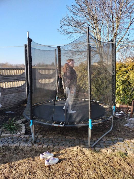 Trampolina ogrodowa 240 cm