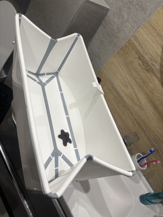 Wanienka Stokke flexi bath