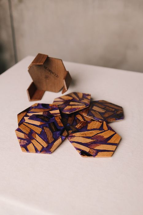 Підставки з дерева та епоксидної смоли!костери,підстаканники,стіл