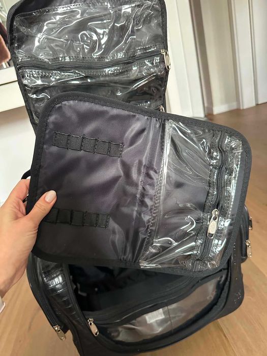 Kufer kosmetyczny Inglot