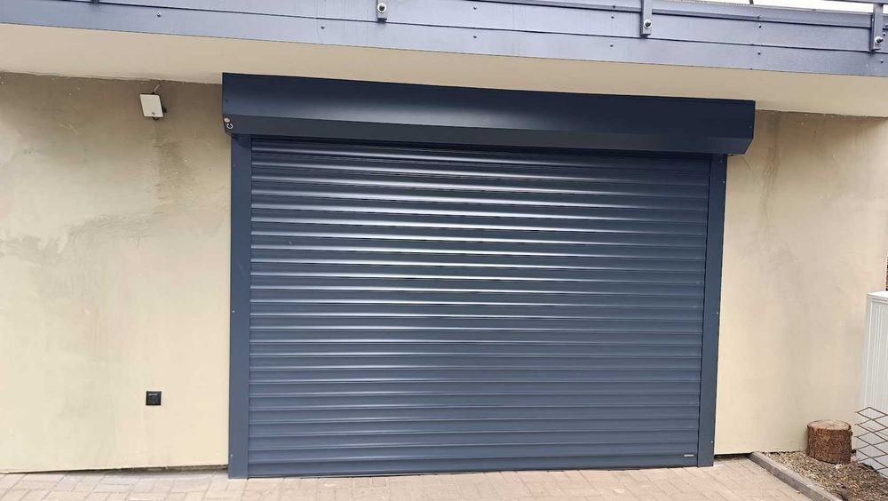 Brama garażowa rolowana