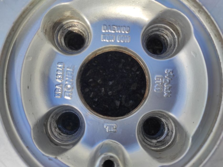 Jantes especiais 14 4x100 C/Pneus 175/65 Honda Nissan Opel Toyota