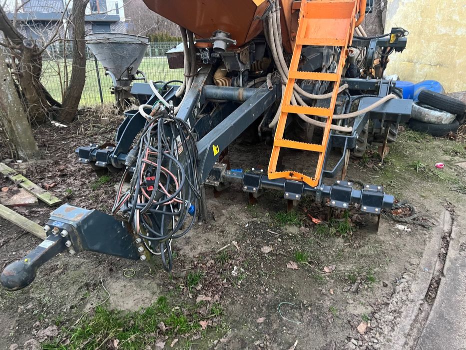 Mzuri pro-TiL3t siewnik do siewu bezpośredniego pasowego