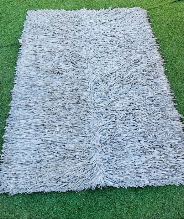 Tapete pelo cinzento