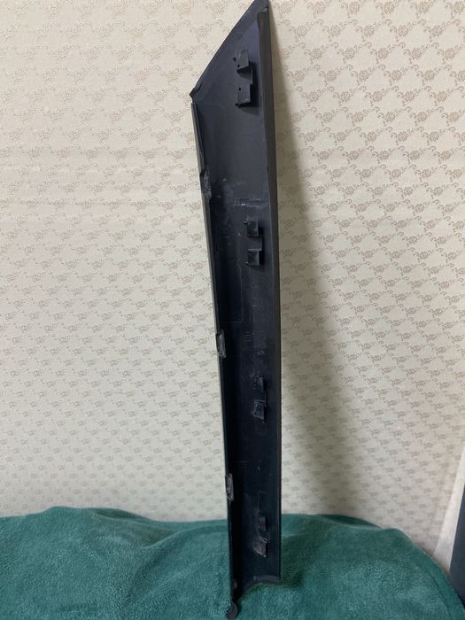 Накладка стійки Skoda Yeti