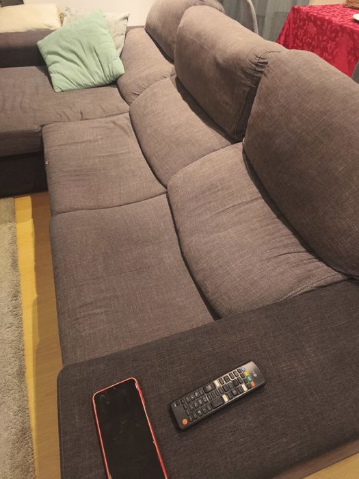 Sofá cama com chaise longue