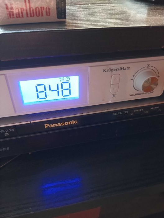 Radio budzik używany
