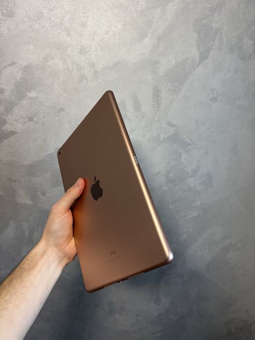 iPad 7 32Gb 10.2”  Wi-Fi  Планшет Apple  Айпад Чудовий Стан