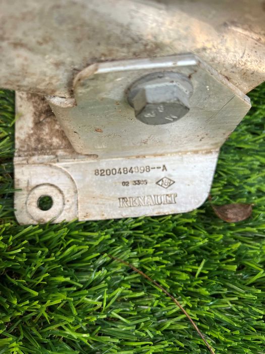 Para-choques traseiro - RENAULT MEGANE