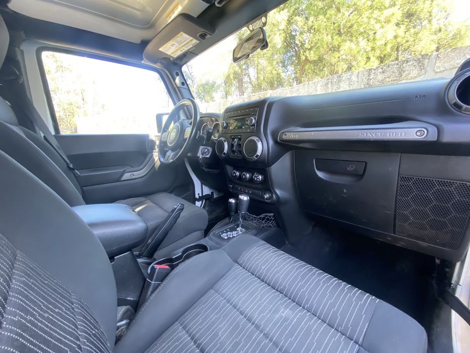 Jeep Wrangler Unlimited Sport 2.8 crd 200cv - 2012 foto 4