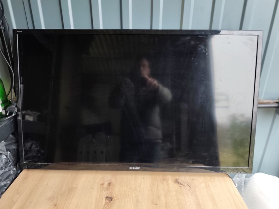 Telewizor Sharp Aquos Harman Kardon  40 cali