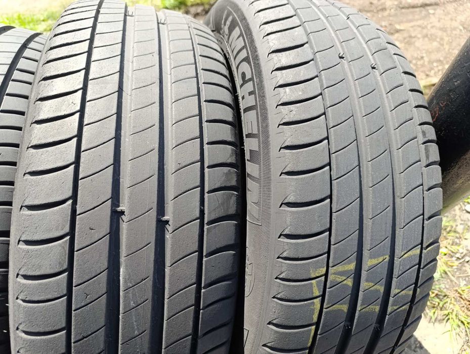Комплект літніх шин Michelin 205/55 R17 резина Р17