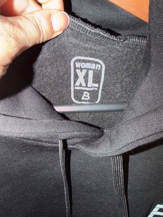 Nowa bluza męska z kapturem rozmiar XL