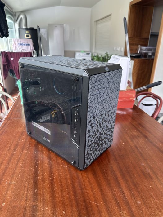 Gaming Computer472615076255518720