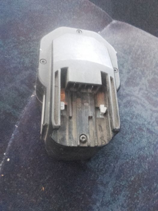 aparafusador sem fios a bateria , não tenho o carregador bateria.